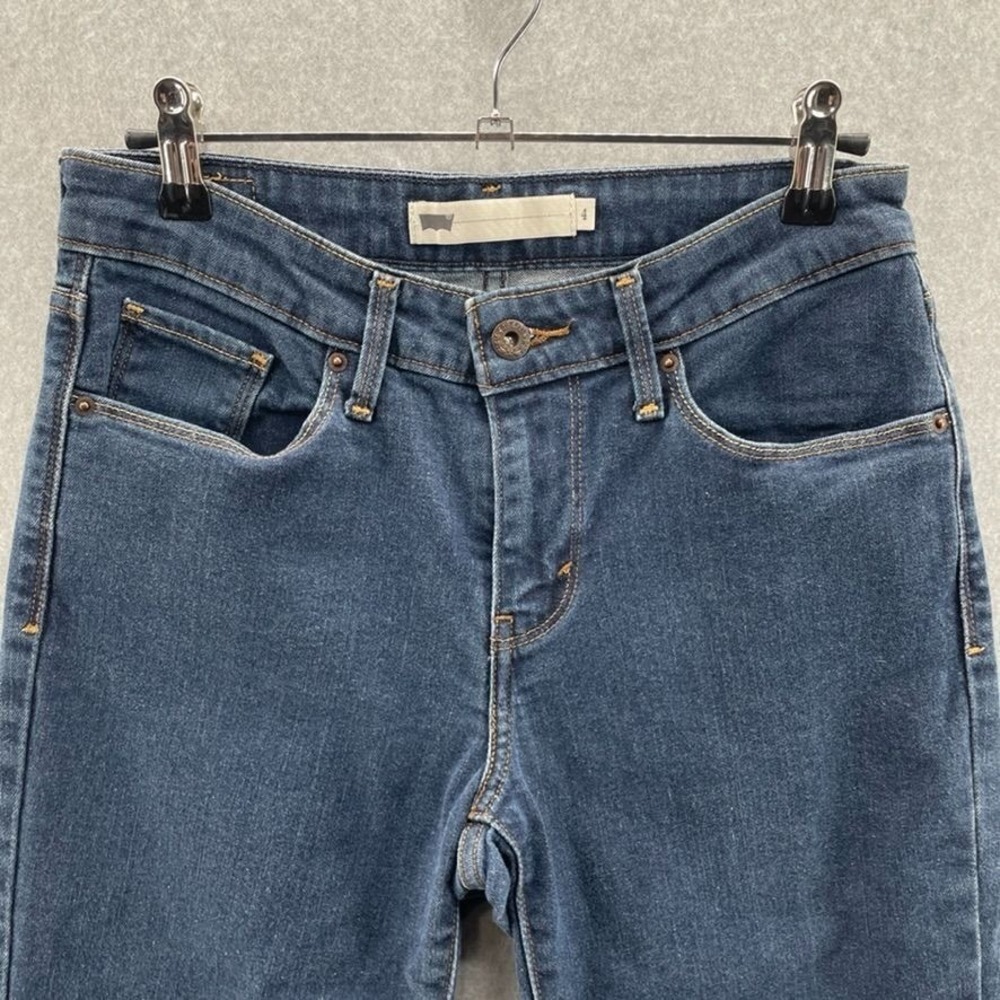 Levi's Capri Jeans Womens 4/27 Blue Cotton Dark Wash Cuffed Hem - Picture 3 of 8